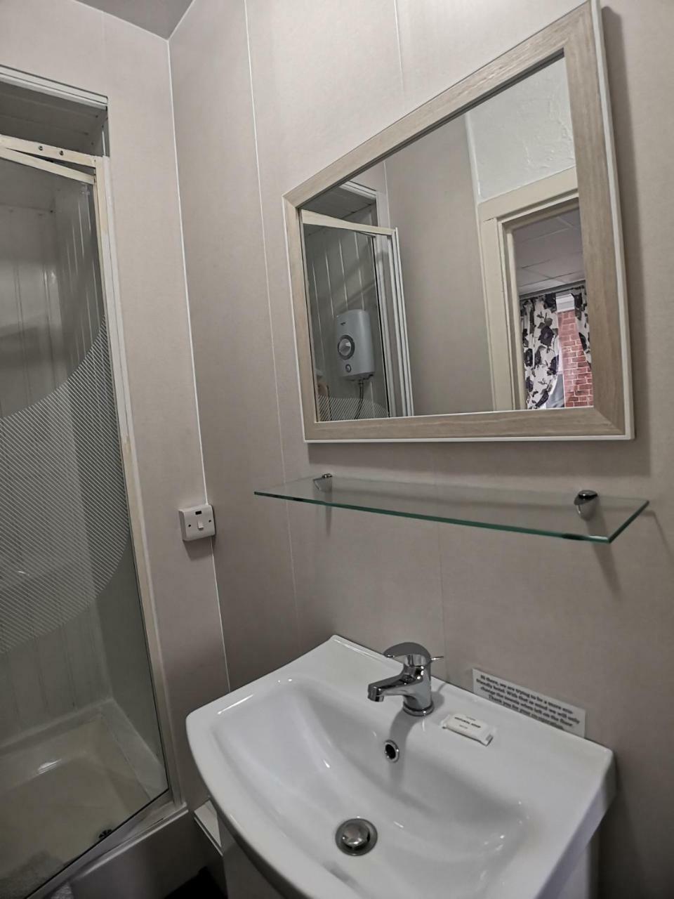 The Hopton Hotel Блекпул Екстериор снимка