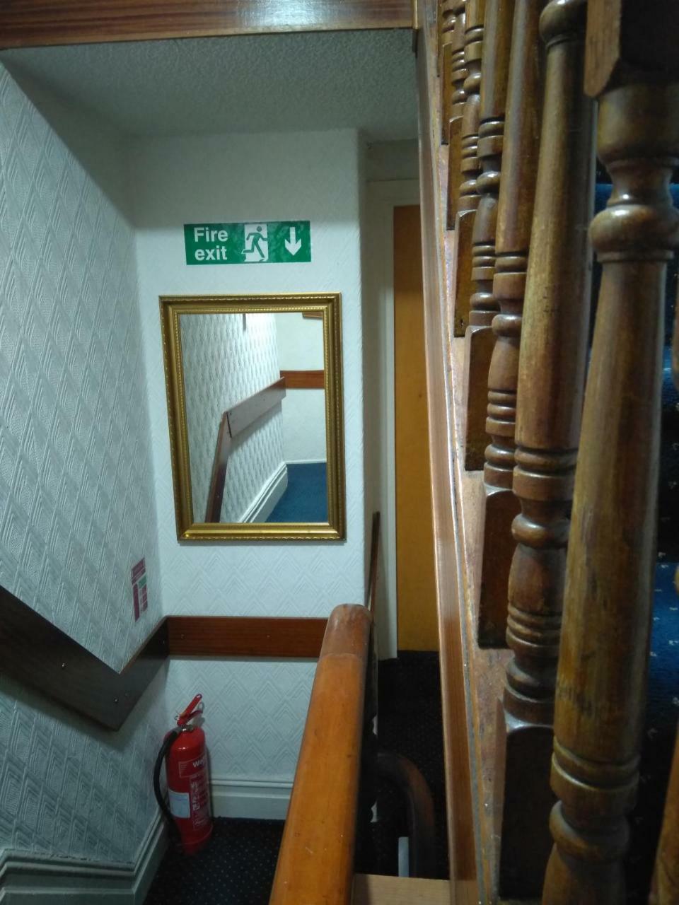 The Hopton Hotel Блекпул Екстериор снимка